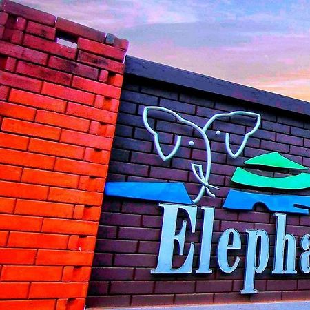 Elephas Resort & Spa Sigiriya Ngoại thất bức ảnh