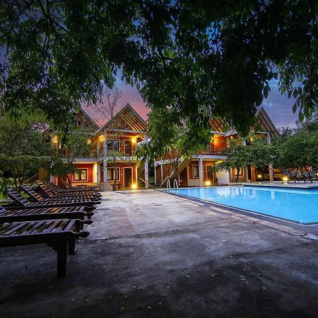 Elephas Resort & Spa Sigiriya Ngoại thất bức ảnh