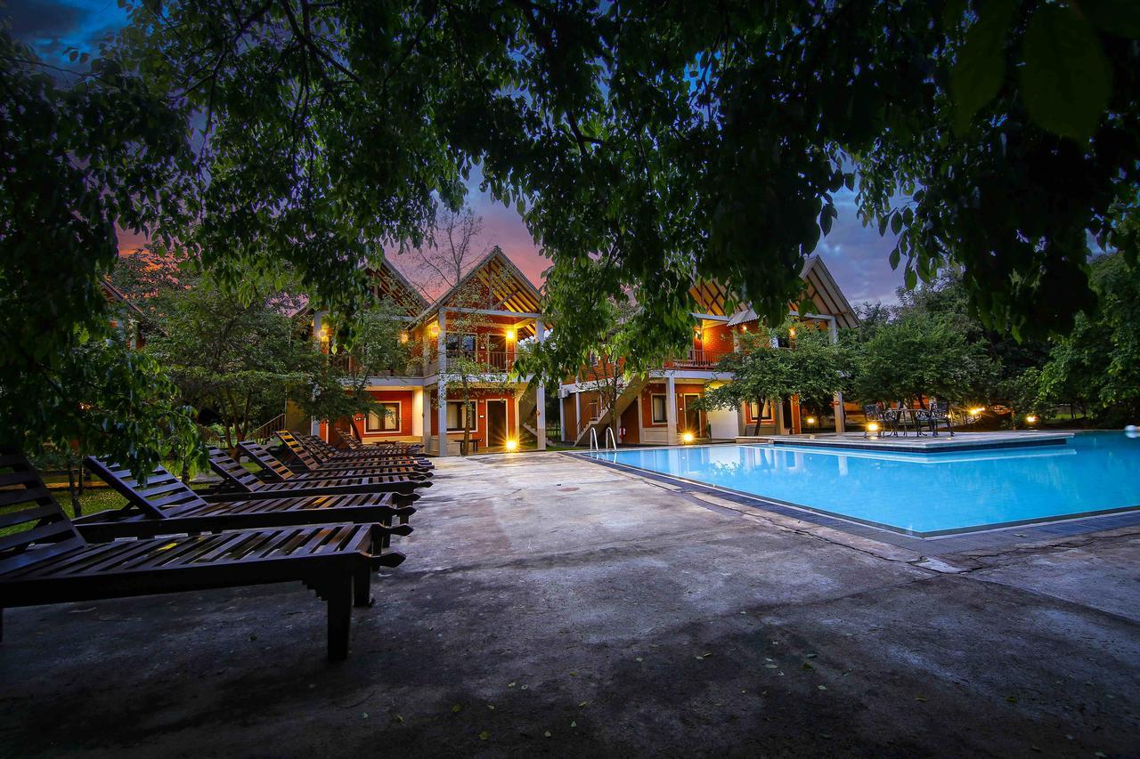 Elephas Resort & Spa Sigiriya Ngoại thất bức ảnh